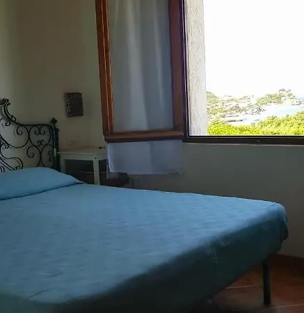 Casa Fronte Mare A La Maddalena *